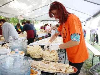 Palacsinta hegyek - Rekordra készülnek Földváron - fotó: Sándor Judit