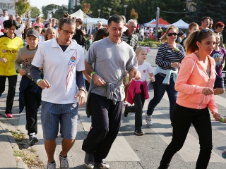 Fut a város - fotó: Sándor Judit