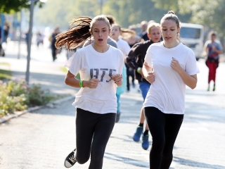Fut a város - fotó: Sándor Judit