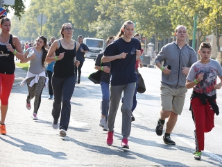 Fut a város - fotó: Sándor Judit