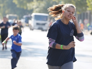 Fut a város - fotó: Sándor Judit