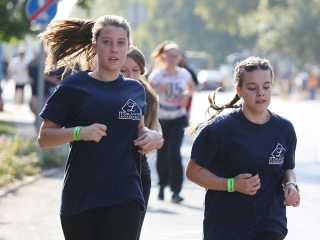 Fut a város - fotó: Sándor Judit