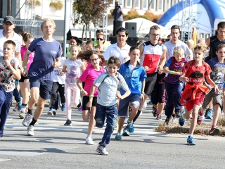 Fut a város - fotó: Sándor Judit