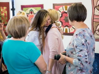 Patchwork kiállítás a Lorántffy iskolában - fotó: Ónodi Zoltán