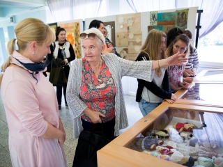 Patchwork kiállítás a Lorántffy iskolában - fotó: Ónodi Zoltán