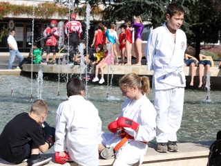 Vasváris születésnap a főtéren - fotó: Sándor Judit