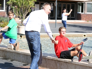 Vasváris születésnap a főtéren - fotó: Sándor Judit