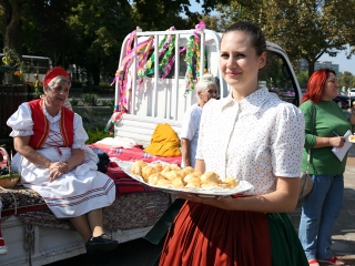 Szüreti felvonulás 2016 - fotó: 