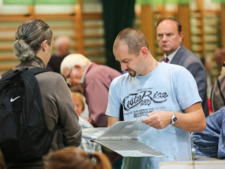 Éremgyűjtők a Vasvári iskolában - fotó: Ónodi Zoltán