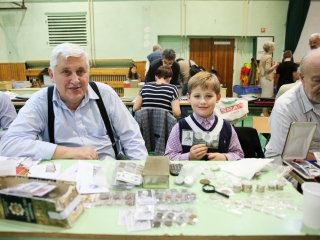 Éremgyűjtők a Vasvári iskolában - fotó: Ónodi Zoltán