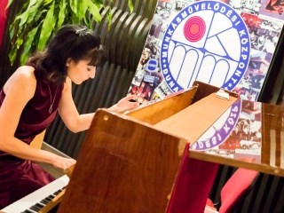 Varázskeringő - MMK Intermezzo - fotó: Ónodi Zoltán