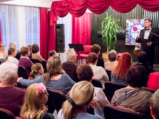 Varázskeringő - MMK Intermezzo - fotó: Ónodi Zoltán