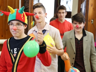 Gólyaavató a Bánki iskolában - fotó: Sándor Judit