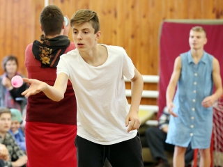 Gólyaavató a Bánki iskolában - fotó: Sándor Judit