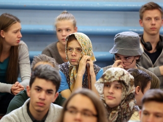 Gólyaavató a Bánki iskolában - fotó: Sándor Judit