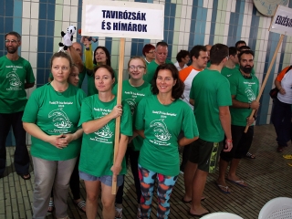 Tizedik 24 órás úszógála - fotó: 
