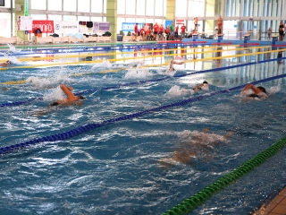 Tizedik 24 órás úszógála - fotó: 