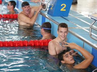 Tizedik 24 órás úszógála - fotó: 