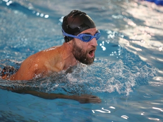 Tizedik 24 órás úszógála - fotó: 