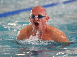 Tizedik 24 órás úszógála - fotó: 