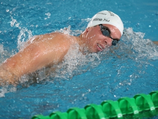 Tizedik 24 órás úszógála - fotó: 