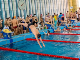 Tizedik 24 órás úszógála - fotó: 