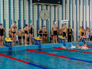 Tizedik 24 órás úszógála - fotó: 