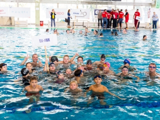 Tizedik 24 órás úszógála - fotó: 