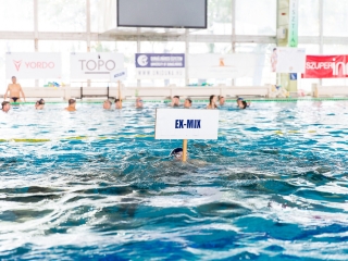 Tizedik 24 órás úszógála - fotó: 