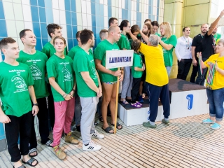 Tizedik 24 órás úszógála - fotó: 