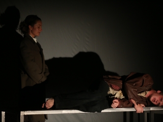 Igazságtalanság - Bartók Kamaraszínház - fotó: Ónodi Zoltán