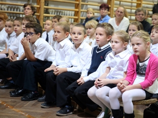 Elsősavató a Petőfiben - fotó: Sándor Judit