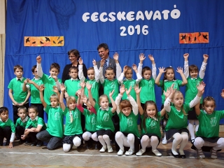 Elsősavató a Petőfiben - fotó: Sándor Judit