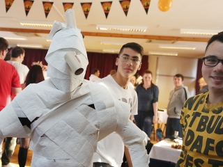 Sulis Halloween a Dunaferrben - fotó: Sándor Judit