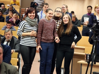 Tésztahíd-építő verseny - fotó: Sándor Judit