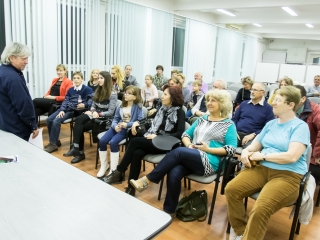 Tizennégy alkotó kiállítása - fotó: Ónodi Zoltán