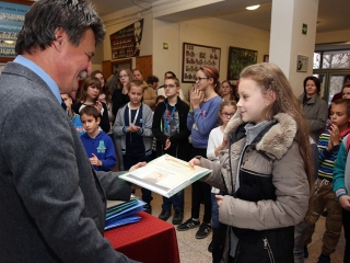 Rajzverseny a Petőfiben - fotó: Sándor Judit