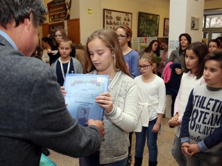 Rajzverseny a Petőfiben - fotó: Sándor Judit