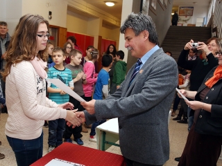 Rajzverseny a Petőfiben - fotó: Sándor Judit