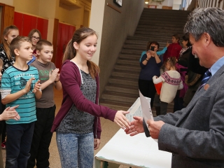 Rajzverseny a Petőfiben - fotó: Sándor Judit