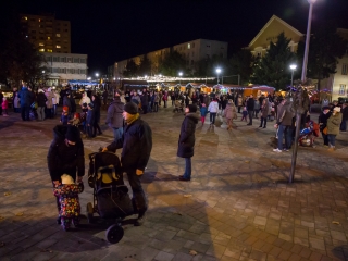 Az Adventi Forgatag nyitónapja - fotó: Ónodi Zoltán