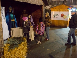 Az Adventi Forgatag nyitónapja - fotó: Ónodi Zoltán