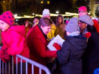 Az Adventi Forgatag nyitónapja - fotó: Ónodi Zoltán