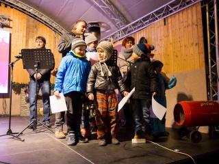 Az Adventi Forgatag nyitónapja - fotó: Ónodi Zoltán