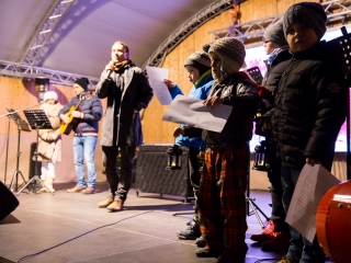 Az Adventi Forgatag nyitónapja - fotó: Ónodi Zoltán