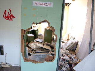 Lezárták a zöld SZTK-t - fotó: Sándor Judit