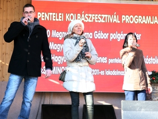 Kolbászfesztivál a Városháza téren (2016) - fotó: Sándor Judit