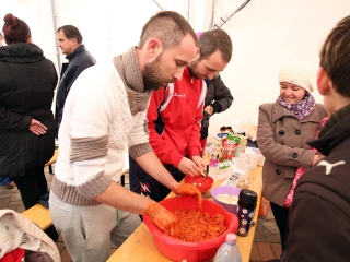 Kolbászfesztivál a Városháza téren (2016) - fotó: Sándor Judit