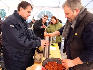 Kolbászfesztivál a Városháza téren (2016) - fotó: Sándor Judit
