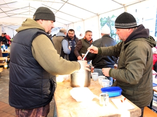 Kolbászfesztivál a Városháza téren (2016) - fotó: Sándor Judit